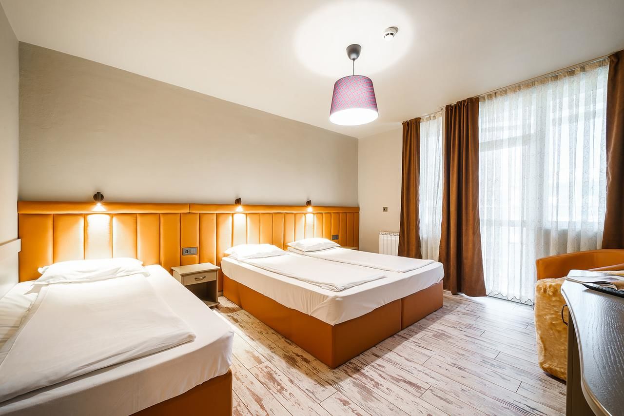 Отель Hotel BLVD 7 Пловдив-45