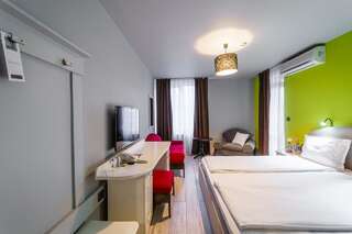 Отель Hotel BLVD 7 Пловдив Двухместный номер с 1 кроватью или 2 отдельными кроватями-7
