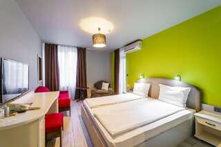 Отель Hotel BLVD 7 Пловдив Двухместный номер с 1 кроватью или 2 отдельными кроватями-8