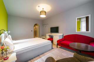 Отель Hotel BLVD 7 Пловдив Двухместный номер с 1 кроватью или 2 отдельными кроватями-10